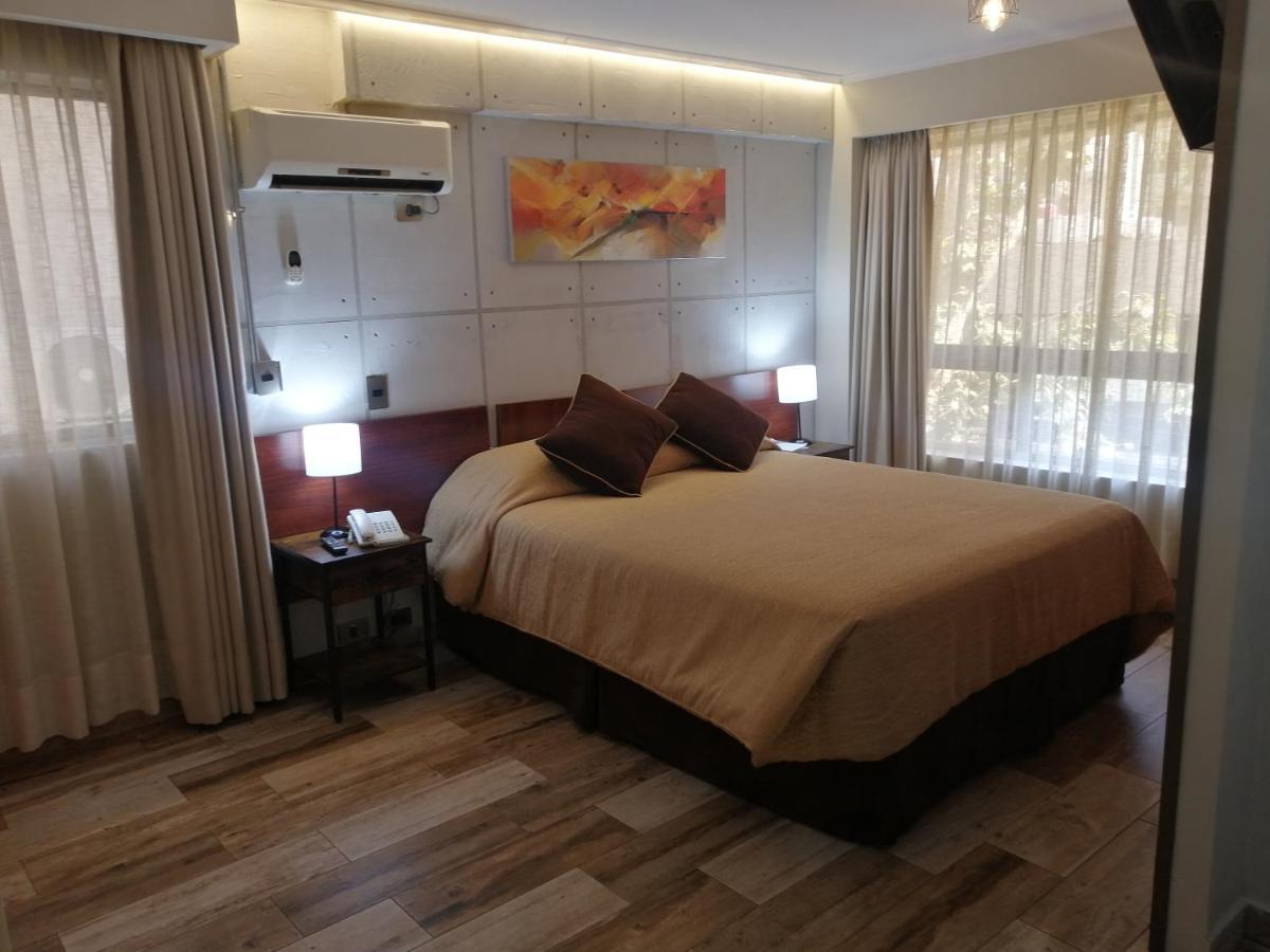 Hotel Diego De Velazquez Santiago Kültér fotó
