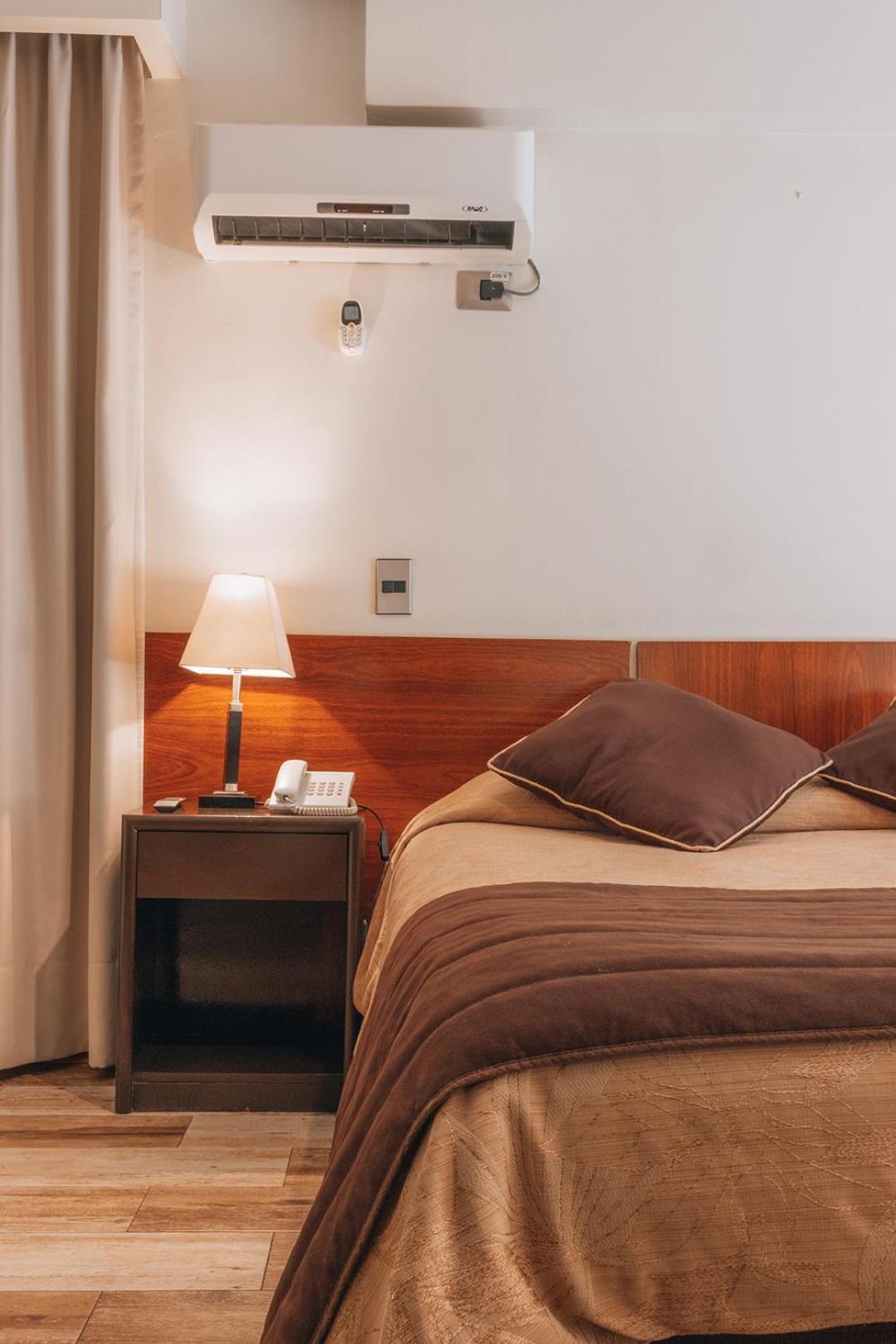Hotel Diego De Velazquez Santiago Kültér fotó