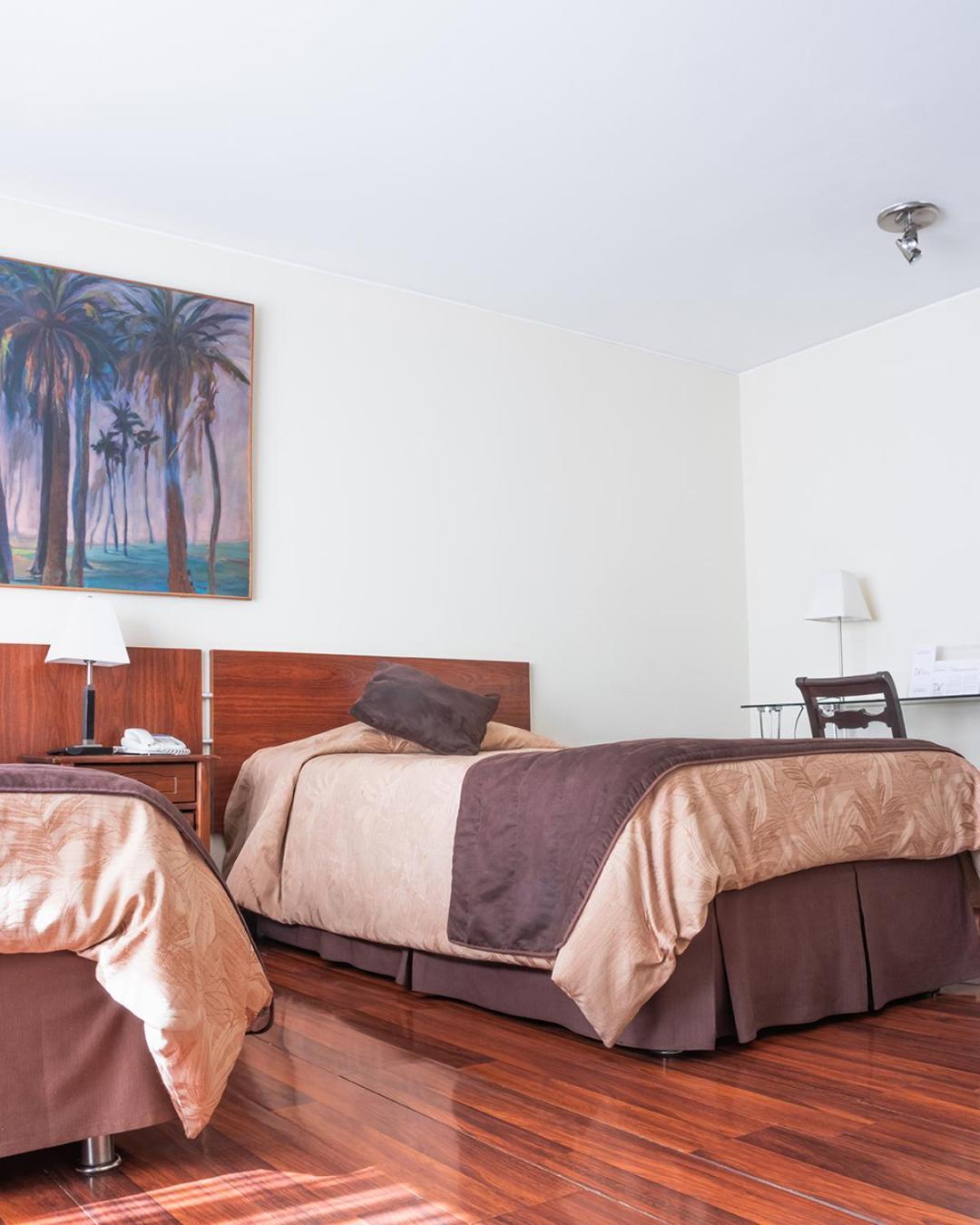 Hotel Diego De Velazquez Santiago Kültér fotó