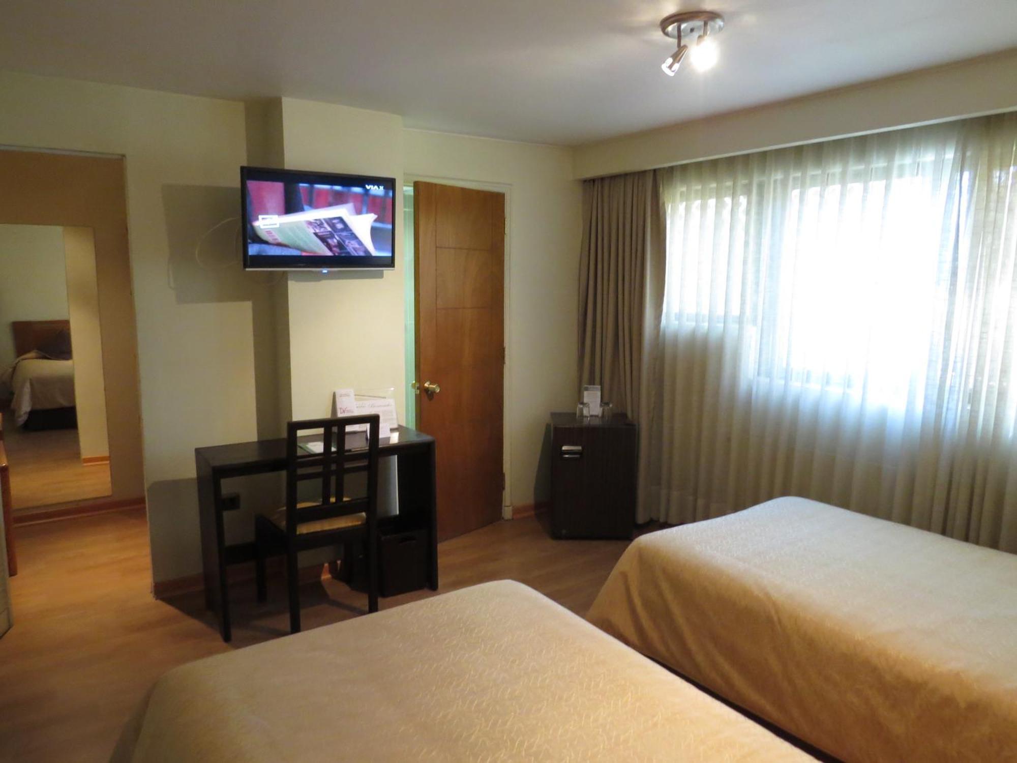 Hotel Diego De Velazquez Santiago Szoba fotó